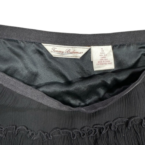 Tommy Bahama Tiered Silk Skirt Black and Multicolored Pattern Size Large (16) - Picture 3 of 10